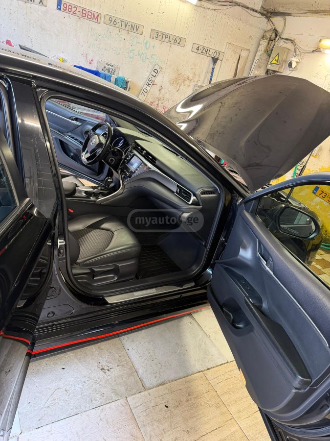 Toyota Camry - фото 9