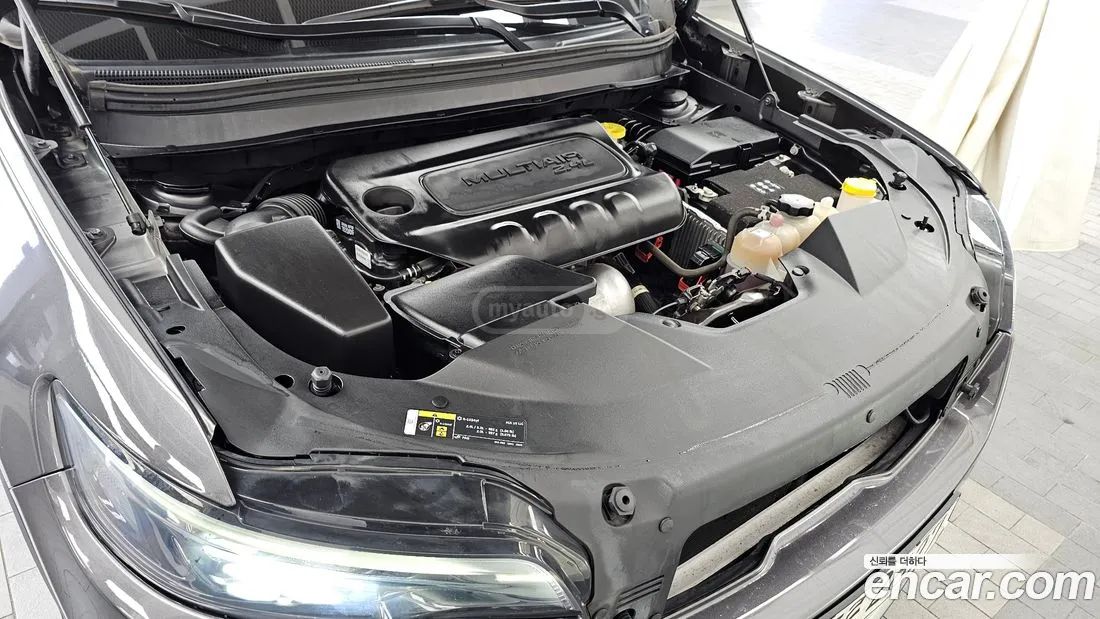 Jeep Cherokee - фото 6