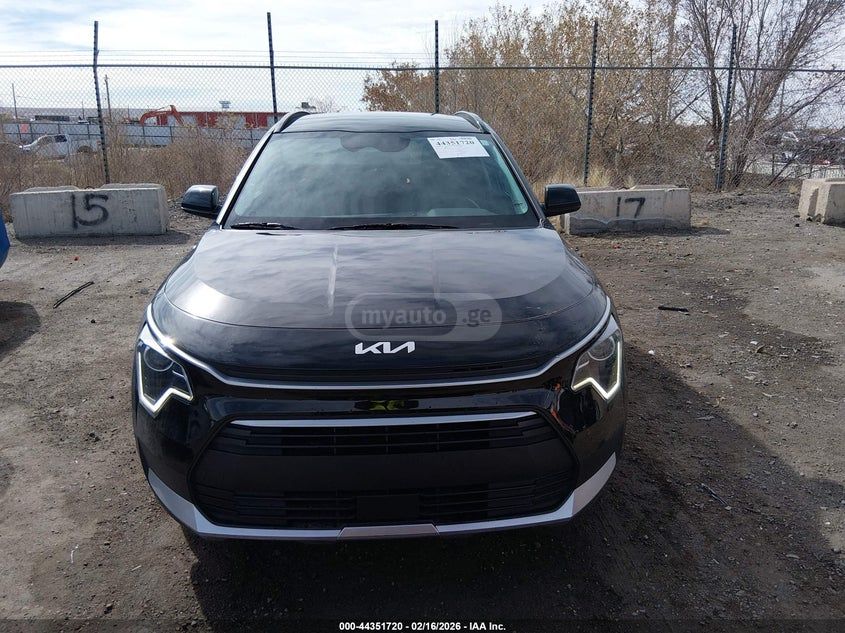 Kia Niro - фото 12
