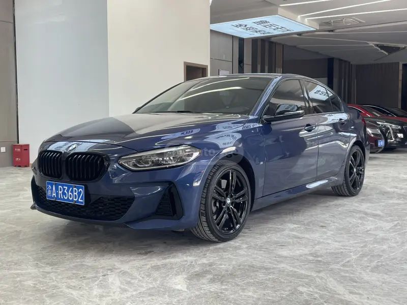 BMW 135 2021 — миниатюра 1