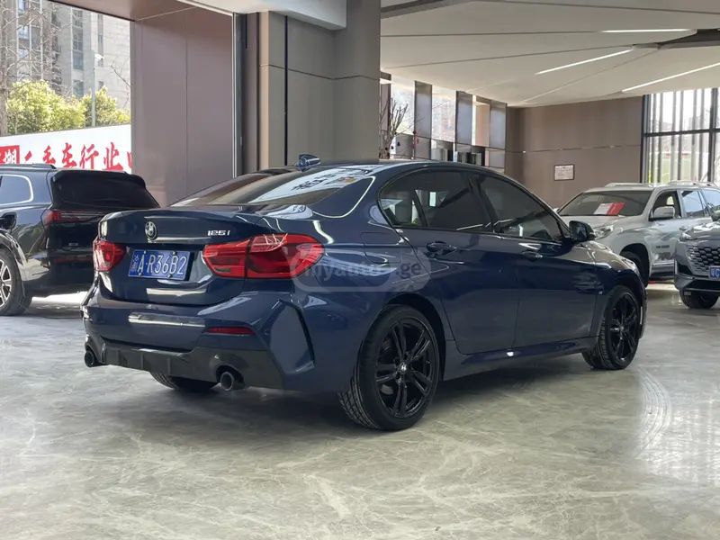 BMW 135 2021 — миниатюра 7