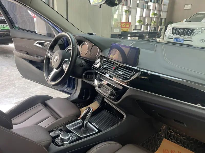 BMW 135 2021 — миниатюра 9