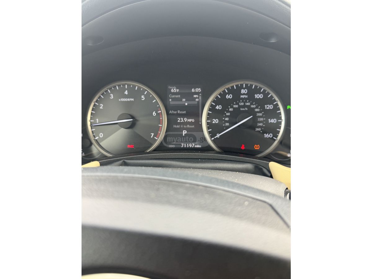 Lexus NX 300 - фото 10