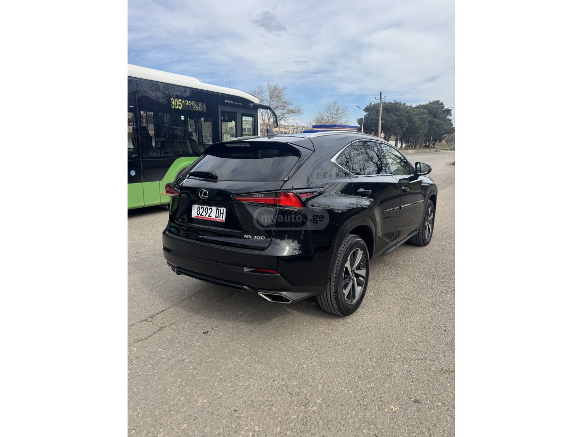 Lexus NX 300 - фото 6