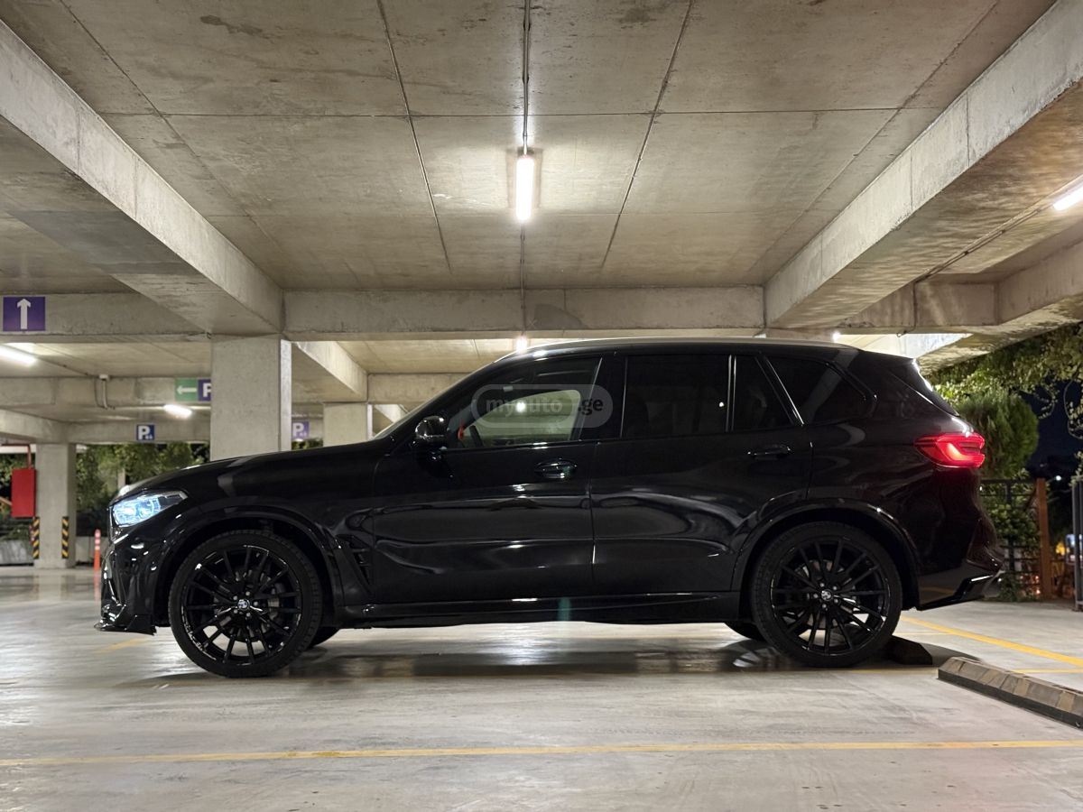 BMW xDrive40i 4dr All-Wheel Drive — миниатюра 7