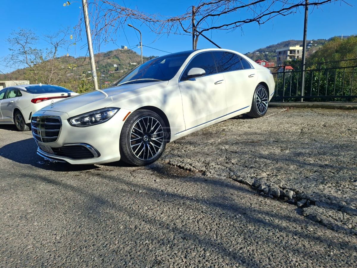 Mercedes-Benz S 500 Base S 500 4dr All-Wheel Drive 2022 — миниатюра 1