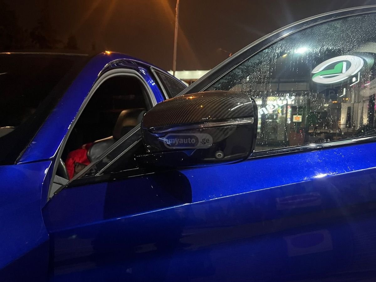 BMW M5 - фото 11