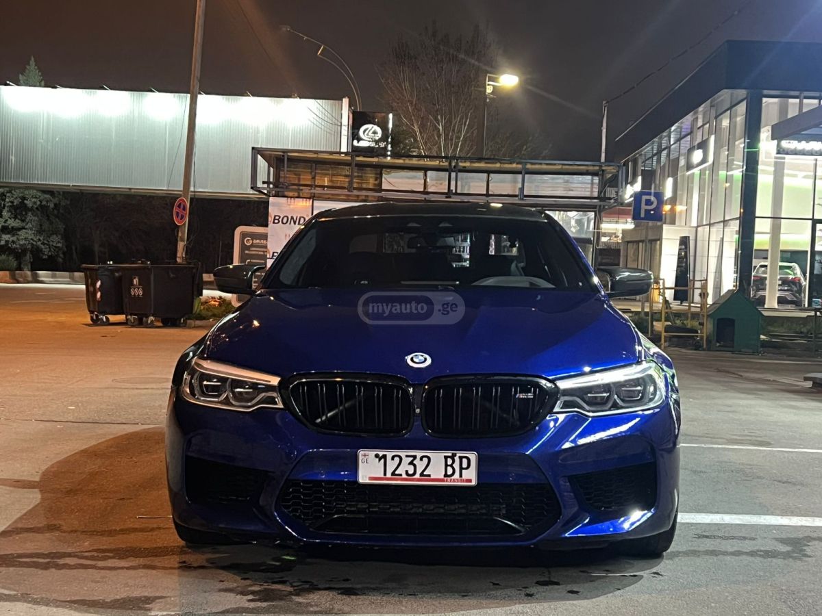 BMW M5 - фото 3