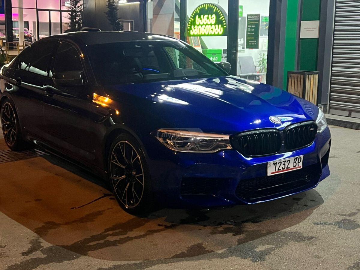 BMW M5 - фото 4