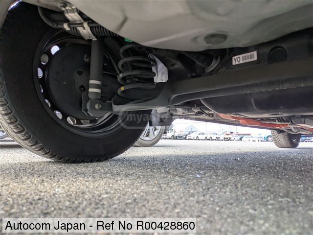 Toyota Aqua - фото 15