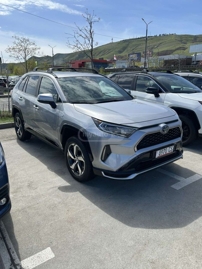 Toyota Rav 4 - фото 2