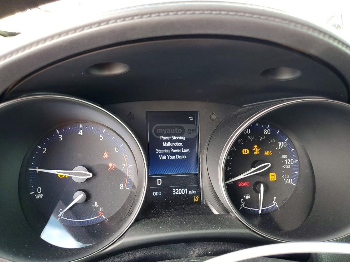 Toyota CHR - фото 9