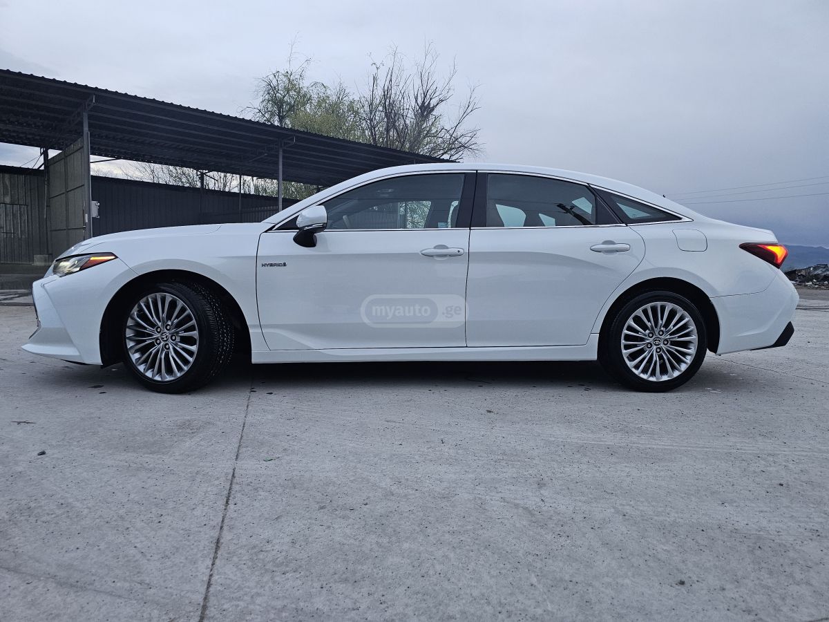 Toyota Avalon - фото 13