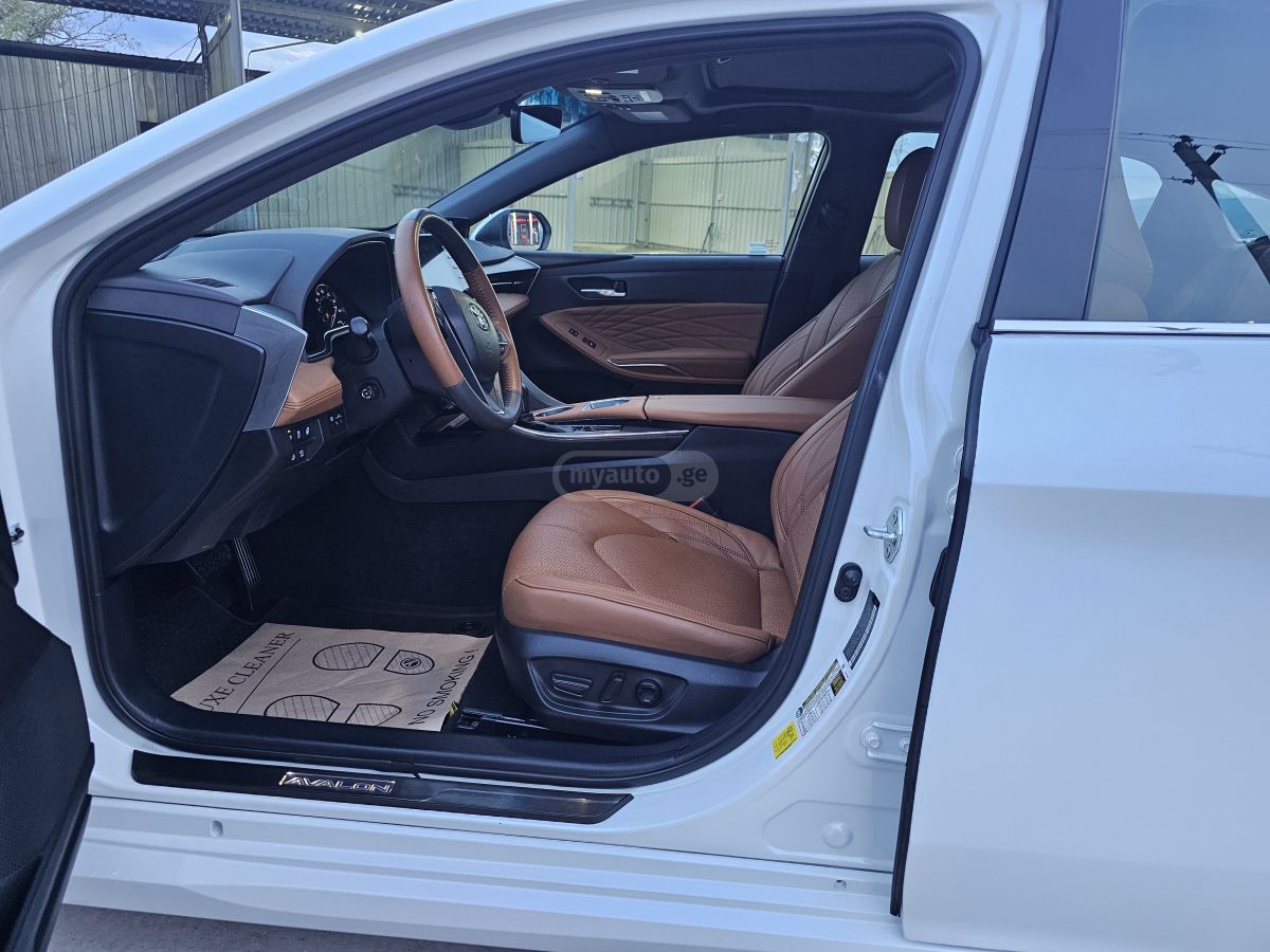 Toyota Avalon - фото 5
