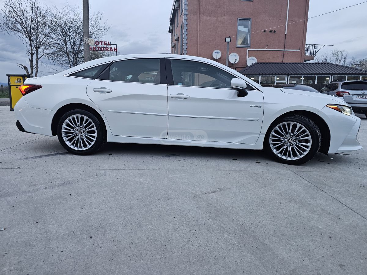 Toyota Avalon - фото 9