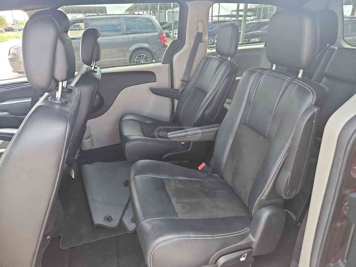 Dodge Caravan - фото 2