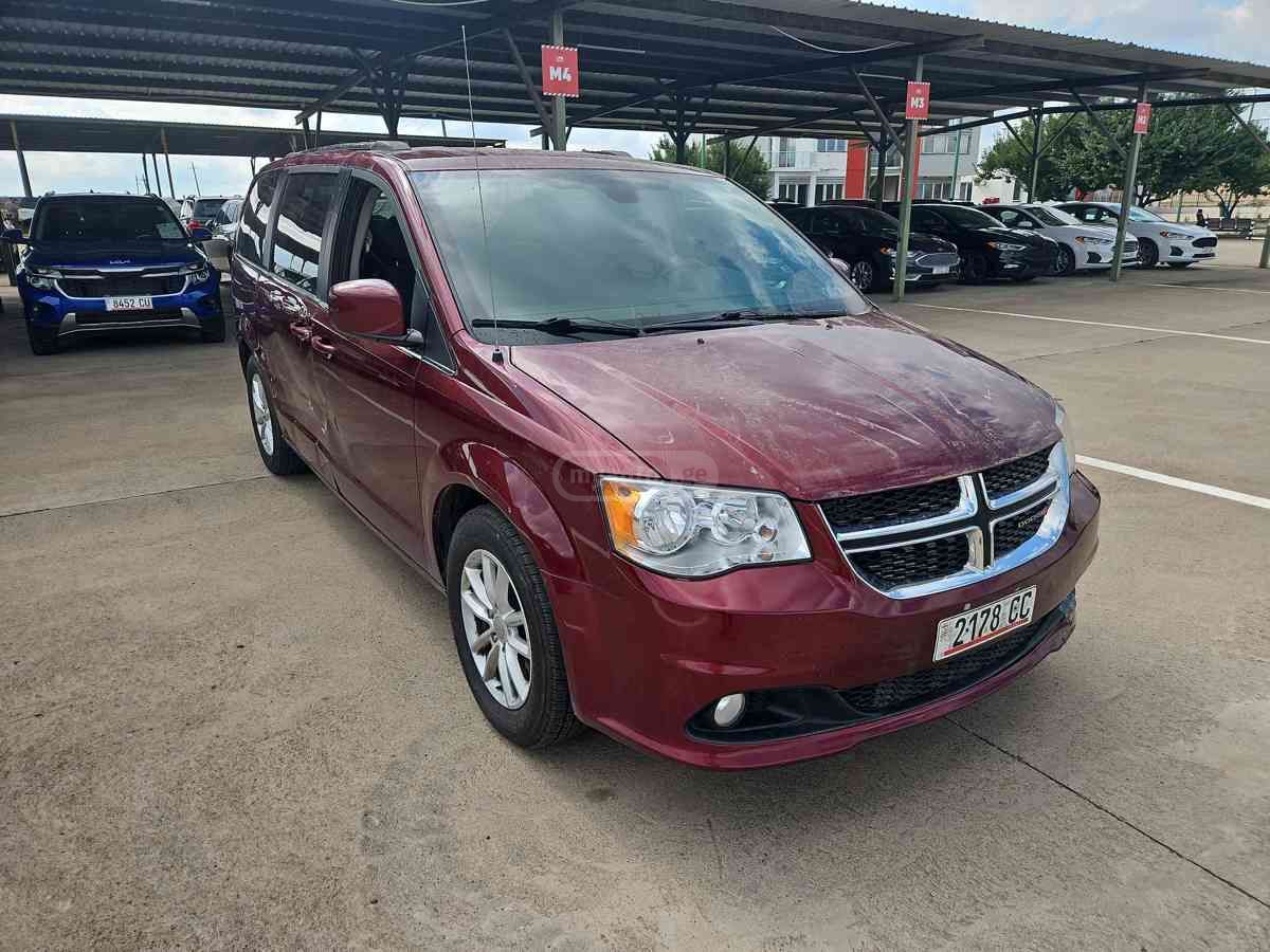 Dodge Caravan - фото 6