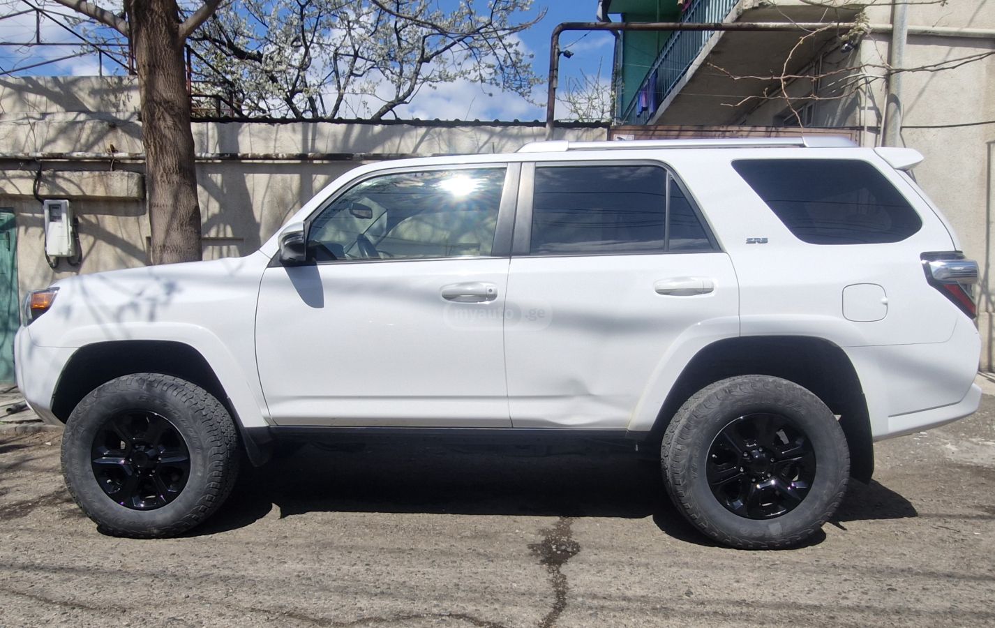 Toyota 4 Runner - фото 12