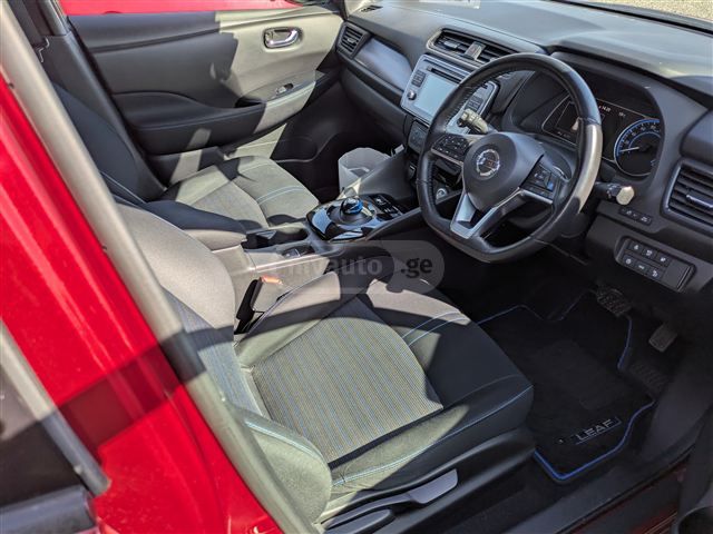 Nissan Leaf - фото 12