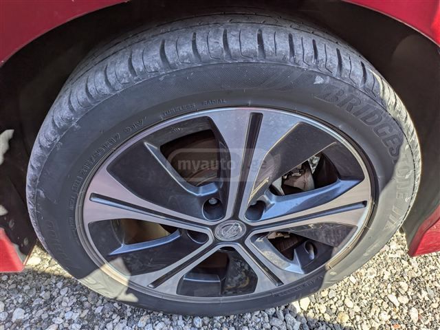 Nissan Leaf - фото 9