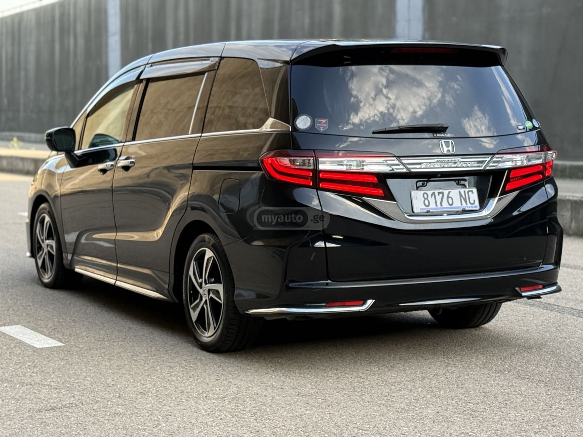 Honda Odyssey - фото 4
