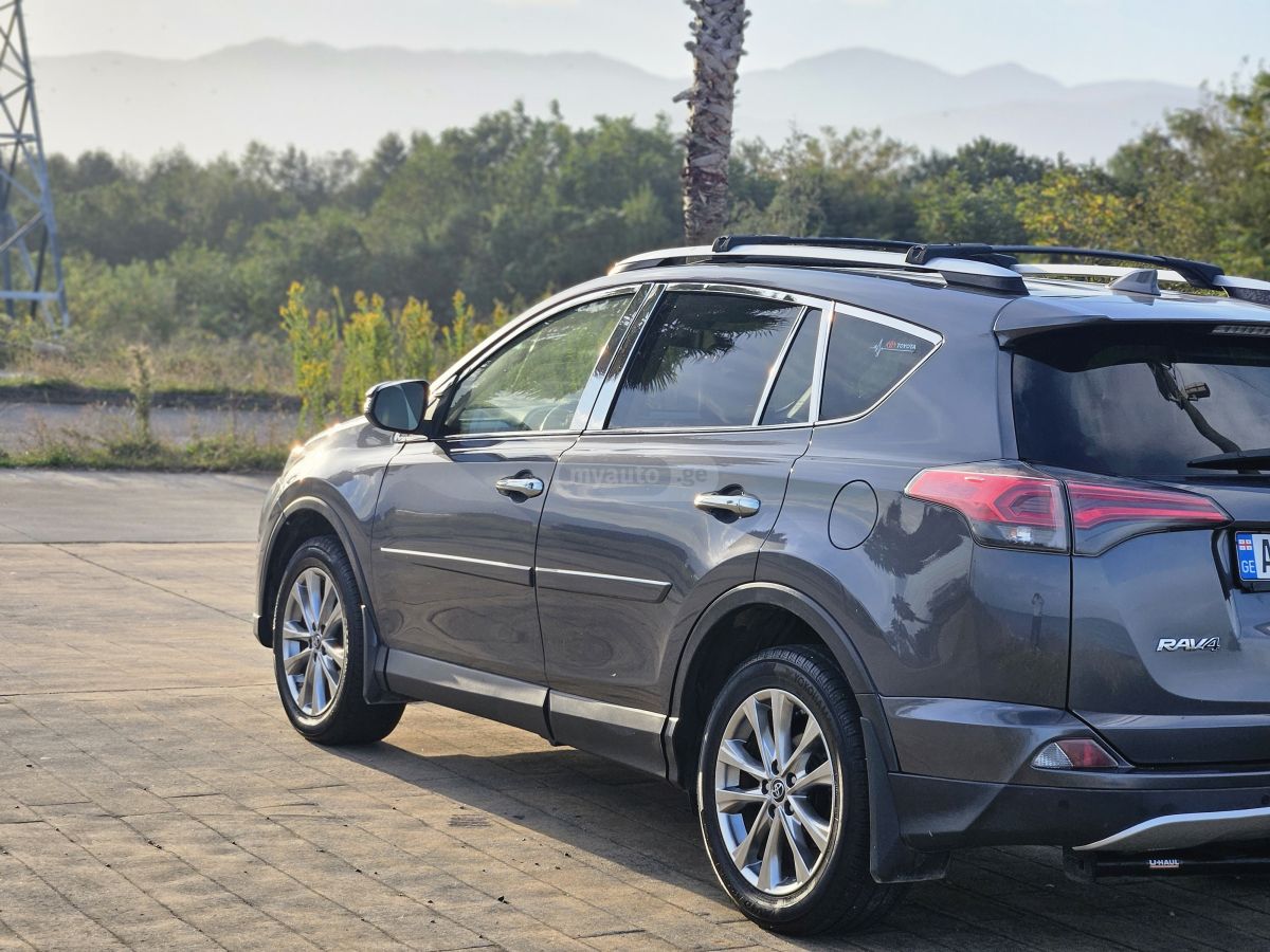 Toyota RAV 4 - фото 10