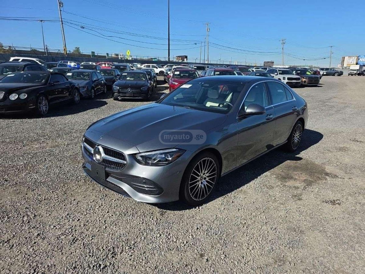 Mercedes-Benz C 300 2025 — миниатюра 1