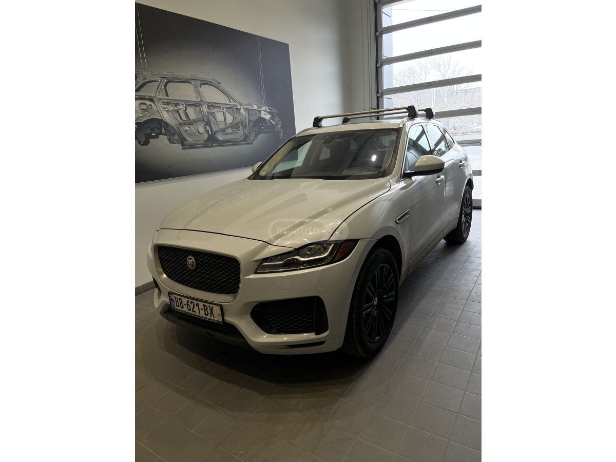 Jaguar F-Pace - фото 1