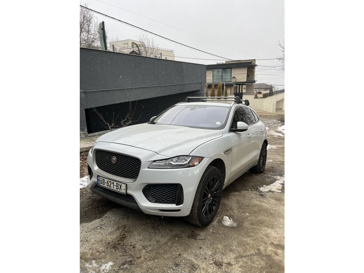 Jaguar F-Pace - фото 4