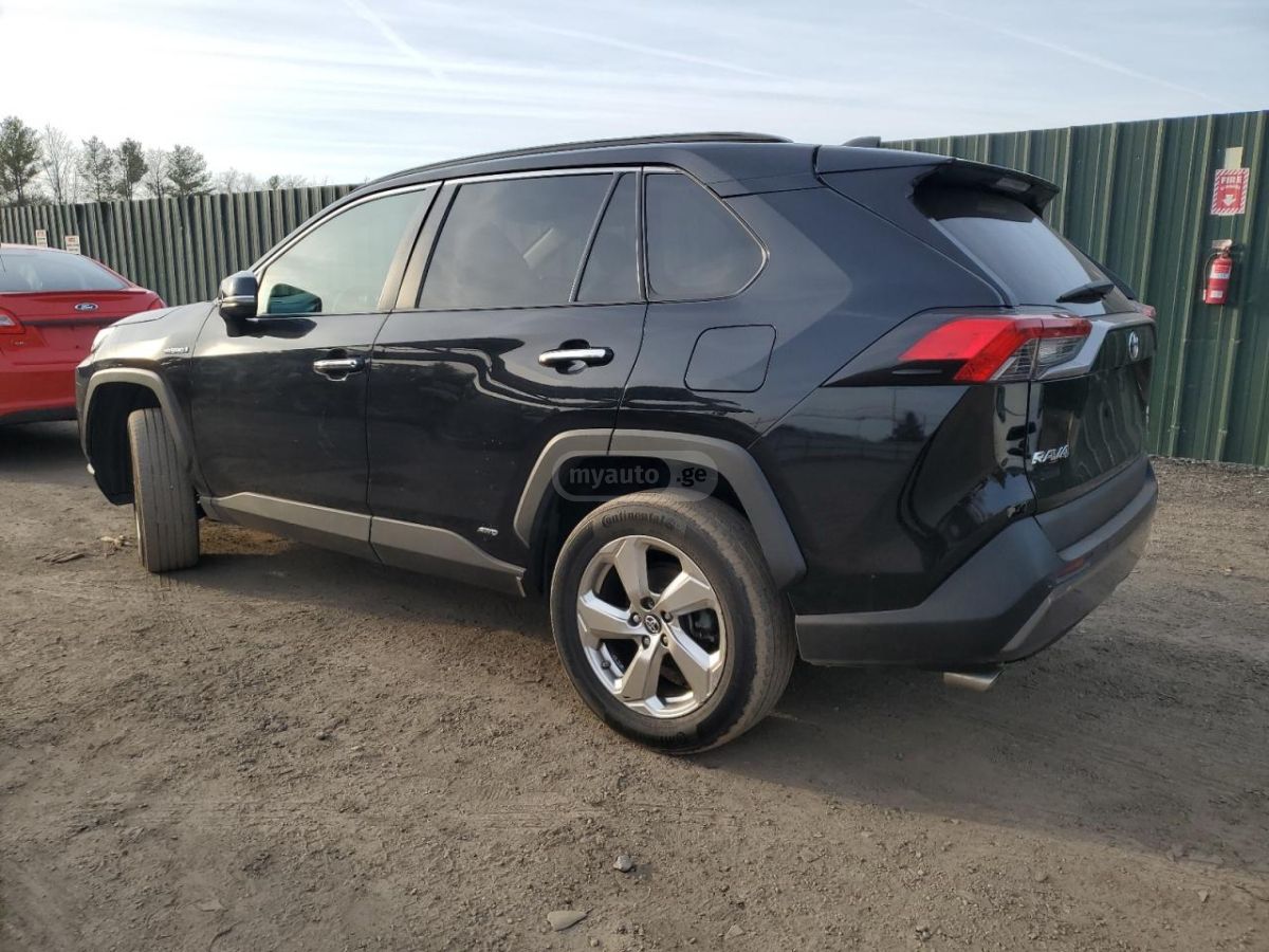 Toyota RAV 4 - фото 4