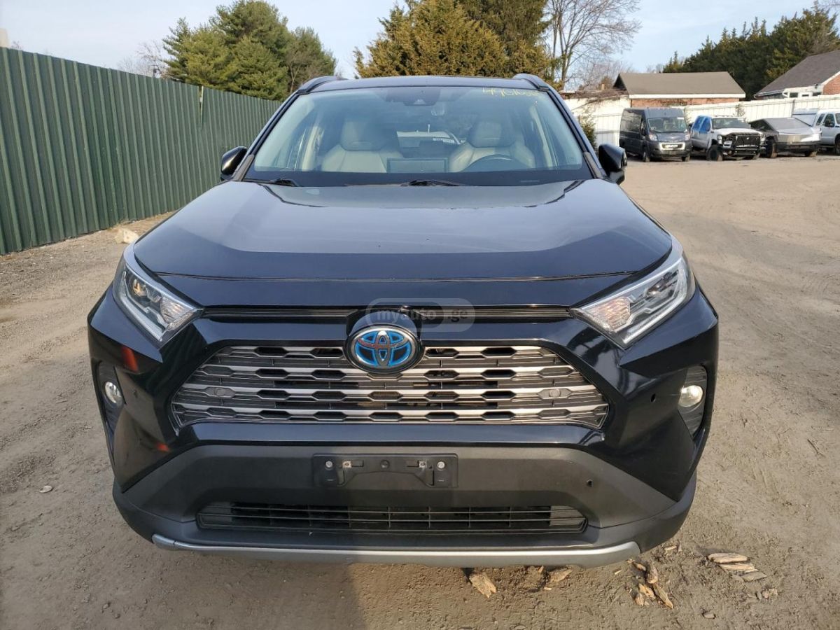 Toyota RAV 4 - фото 5