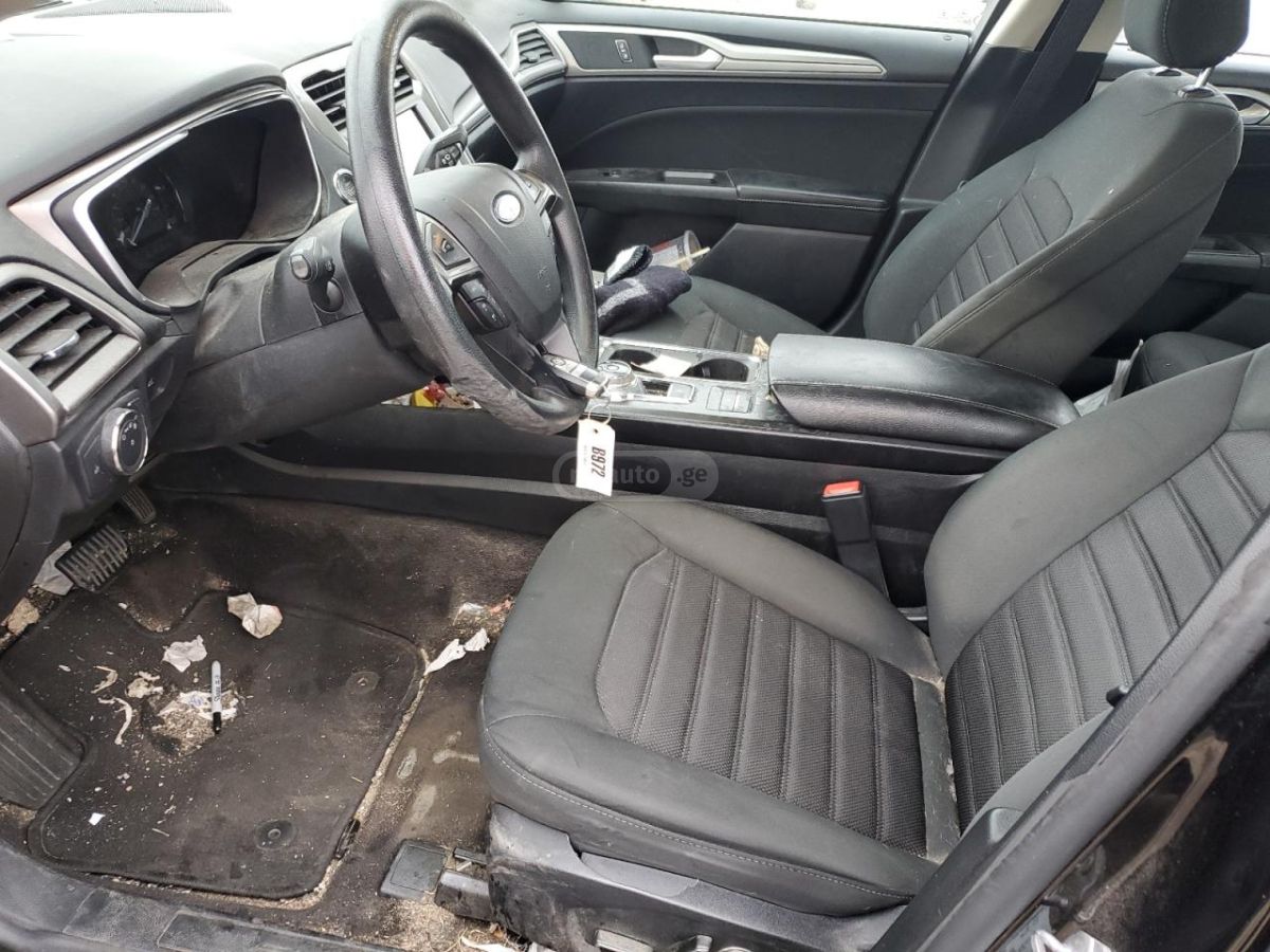 Ford Fusion - фото 7