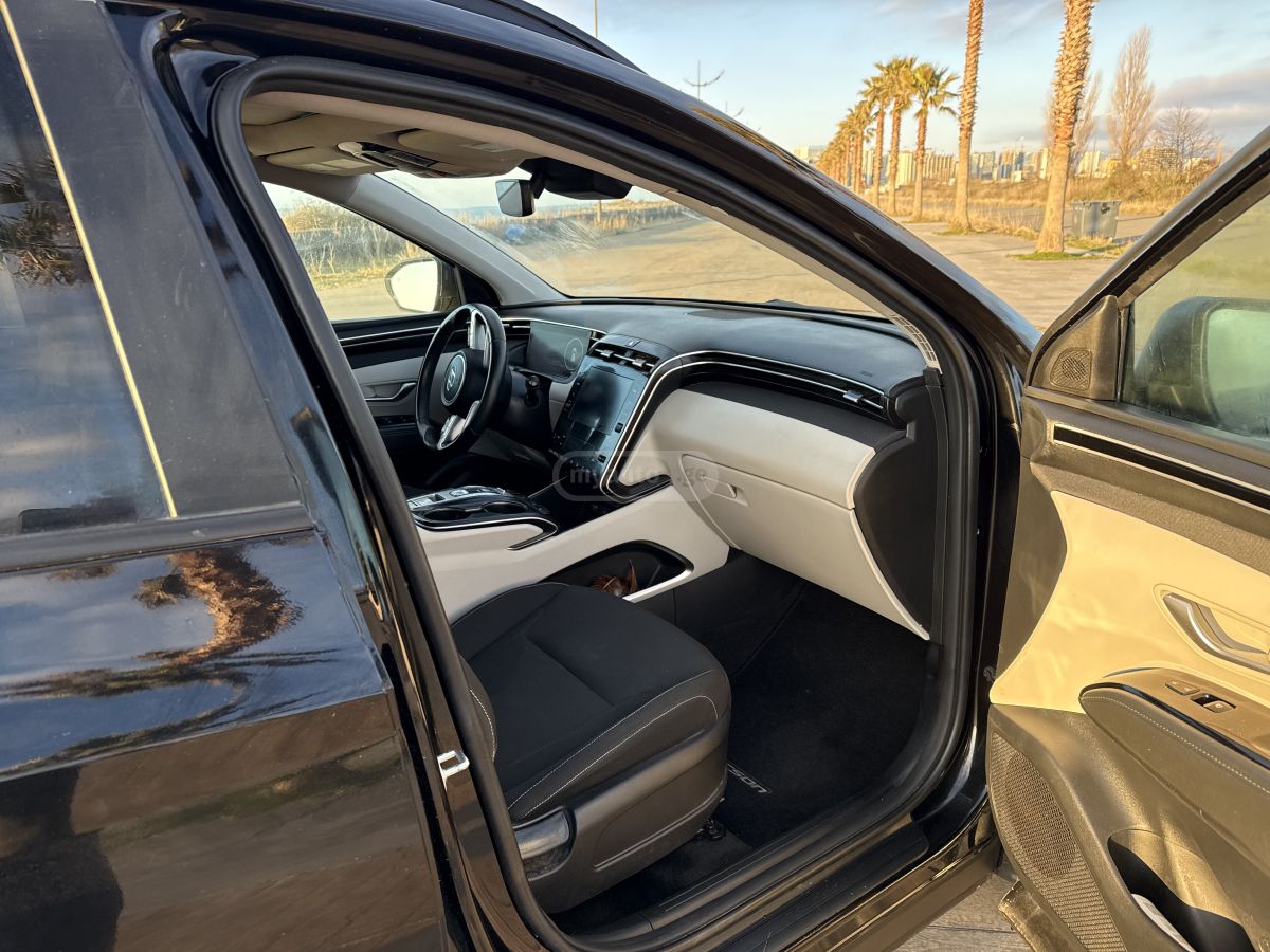 Hyundai SEL Convenience 4dr All-Wheel — миниатюра 9