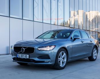 Volvo S 90