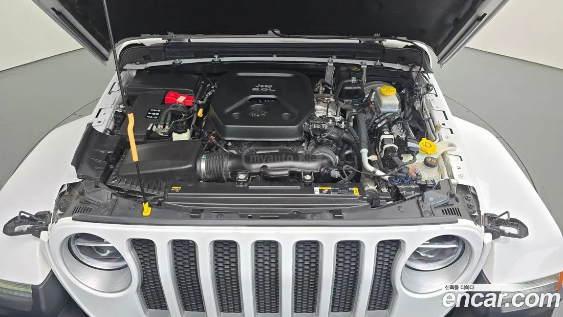 Jeep Wrangler - фото 6