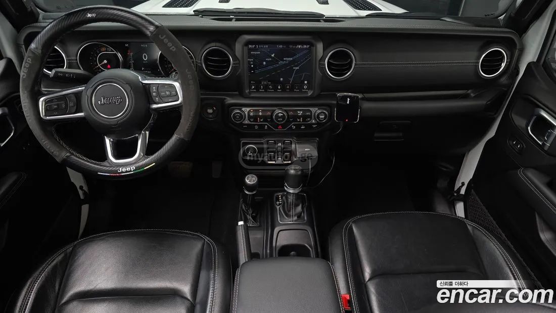 Jeep Wrangler - фото 7