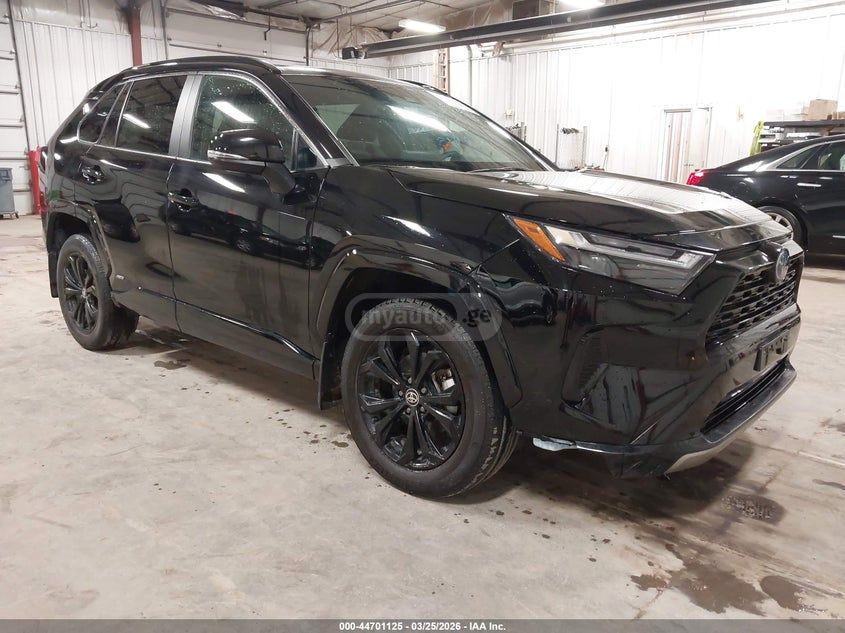 Toyota RAV 4 - фото 12