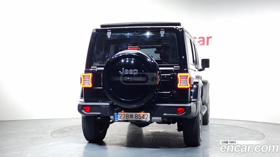 Jeep Wrangler - фото 4