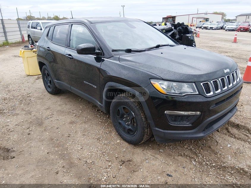Jeep Compass - фото 1