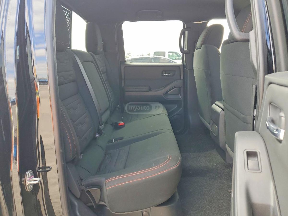 Nissan Frontier 2024 — миниатюра 11