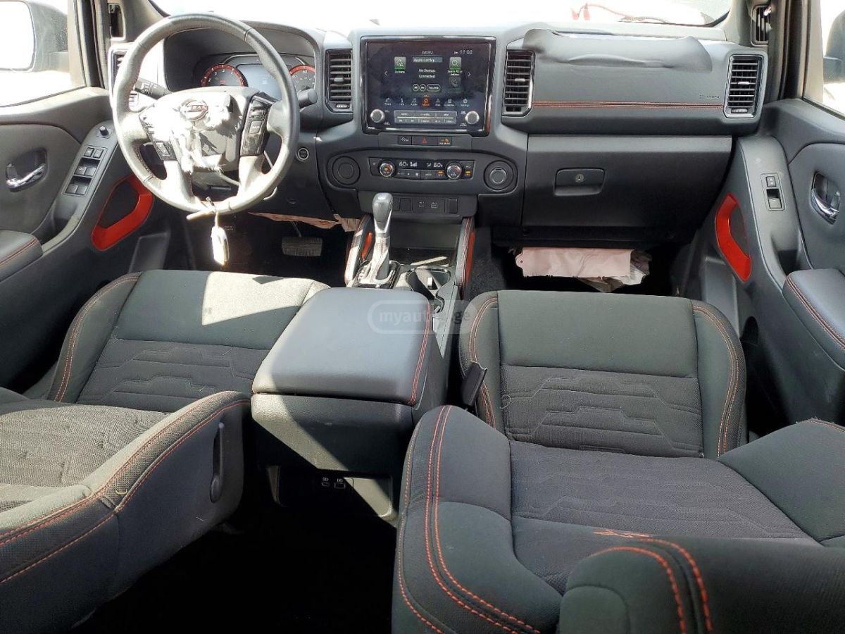 Nissan Frontier 2024 — миниатюра 8