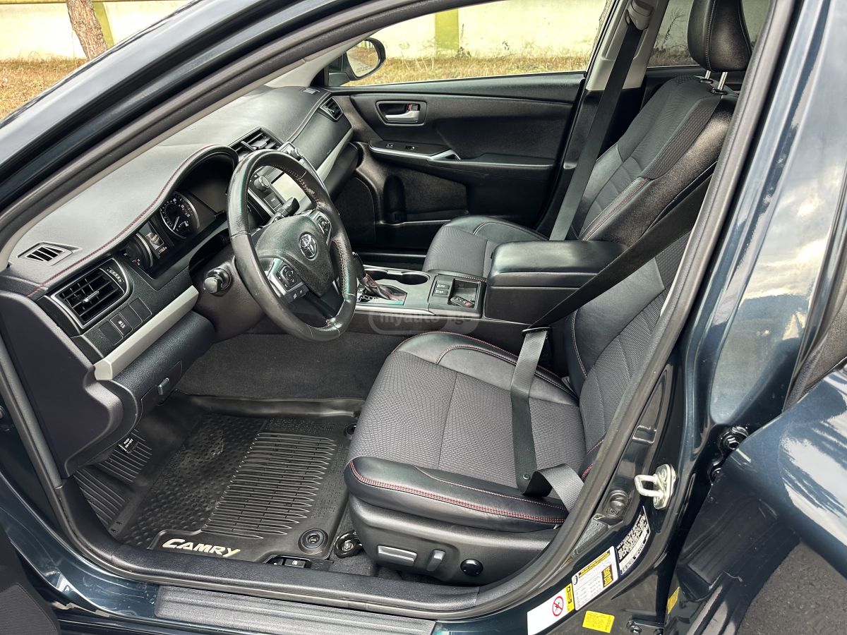 Toyota Camry - фото 10