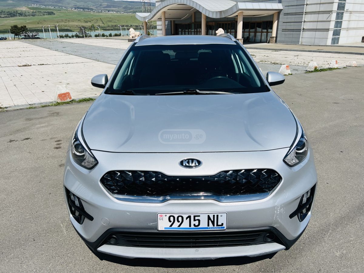 Kia Niro - фото 1