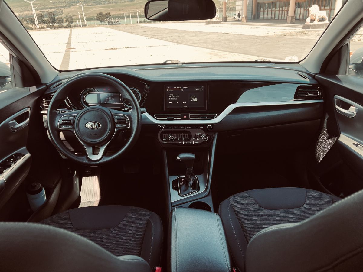 Kia Niro - фото 10