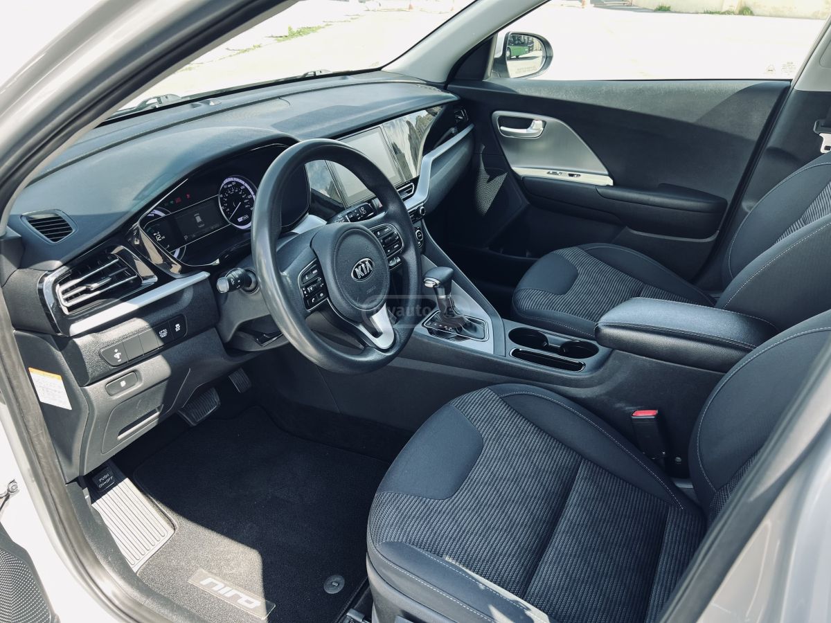 Kia Niro - фото 11