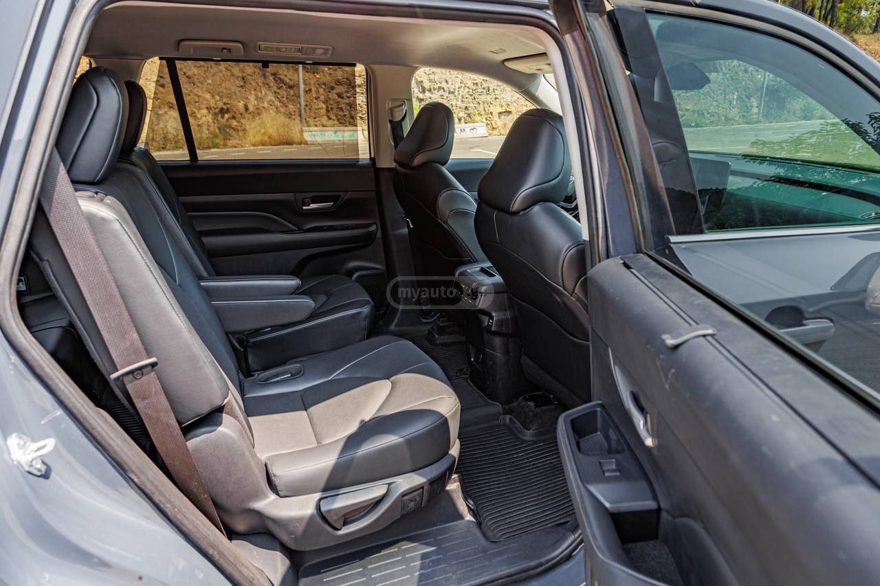 Toyota  — миниатюра 3