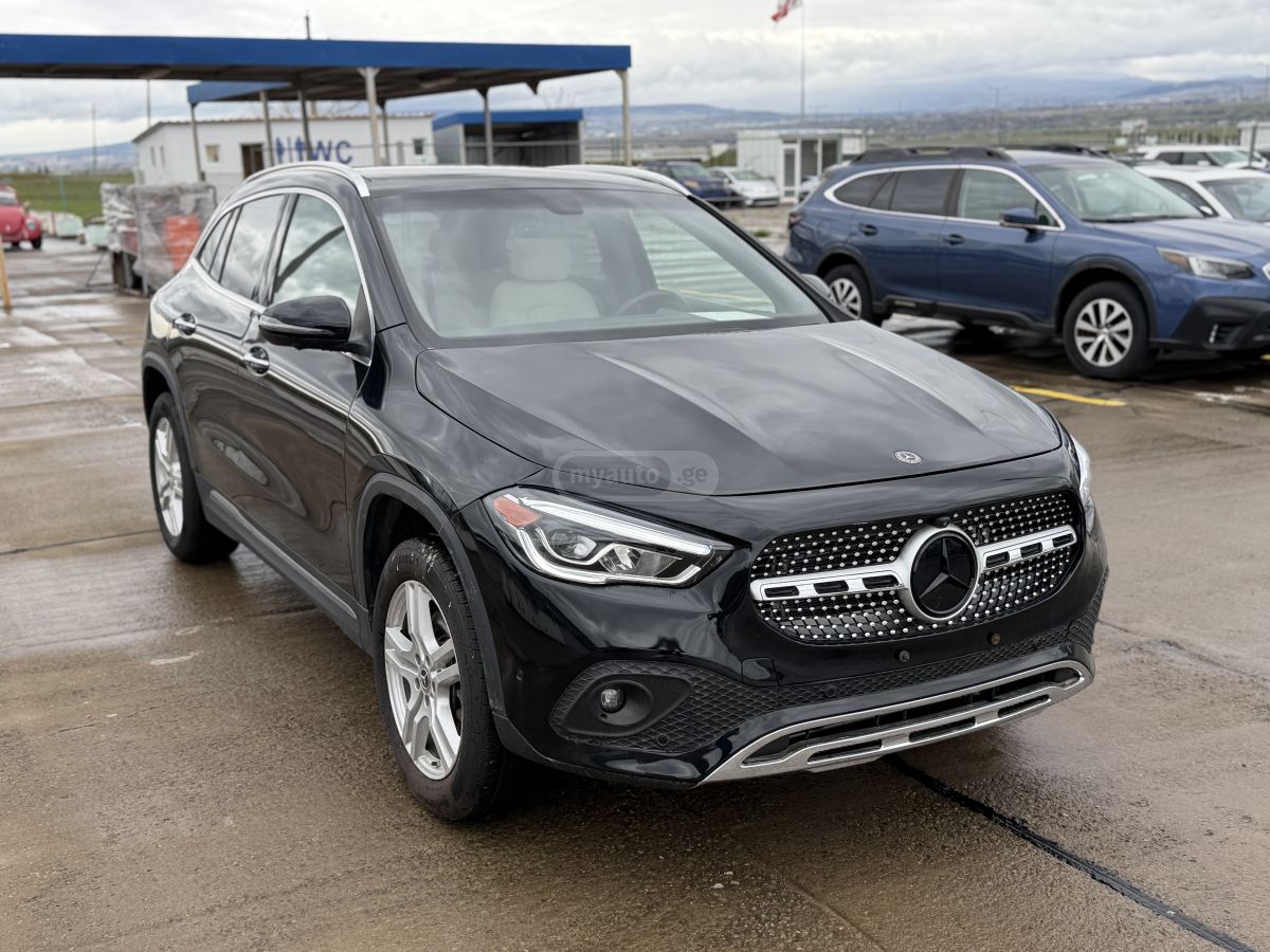 Mercedes-Benz GLA 250 - фото 14