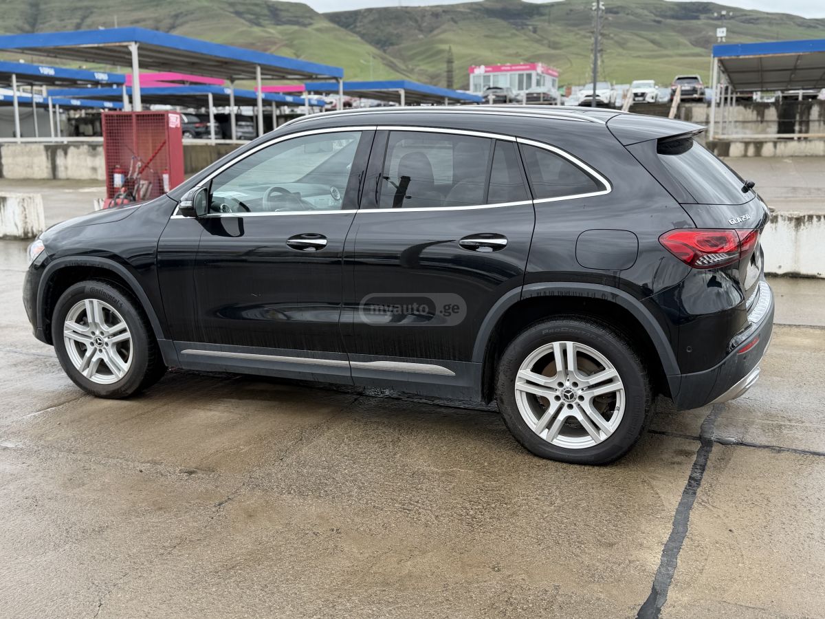 Mercedes-Benz GLA 250 - фото 4