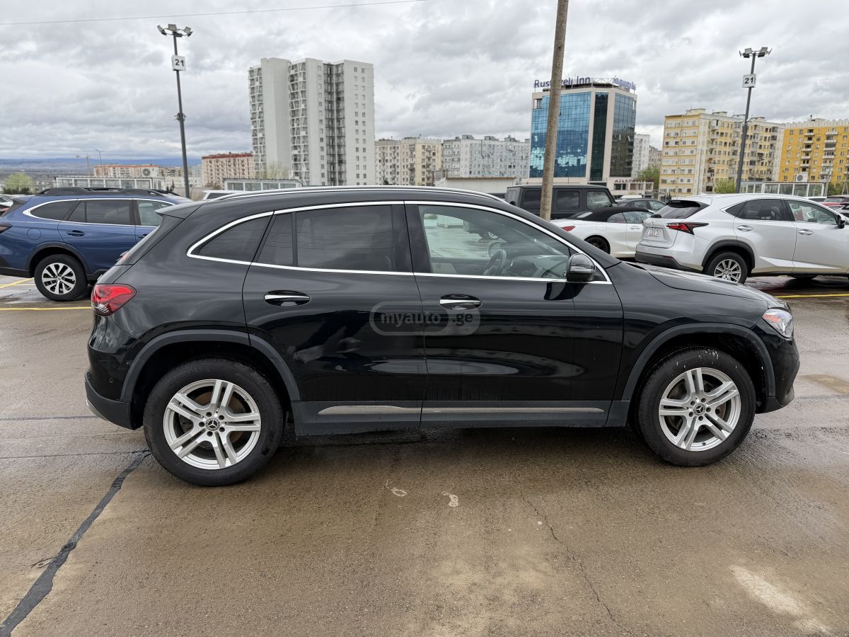 Mercedes-Benz GLA 250 - фото 8
