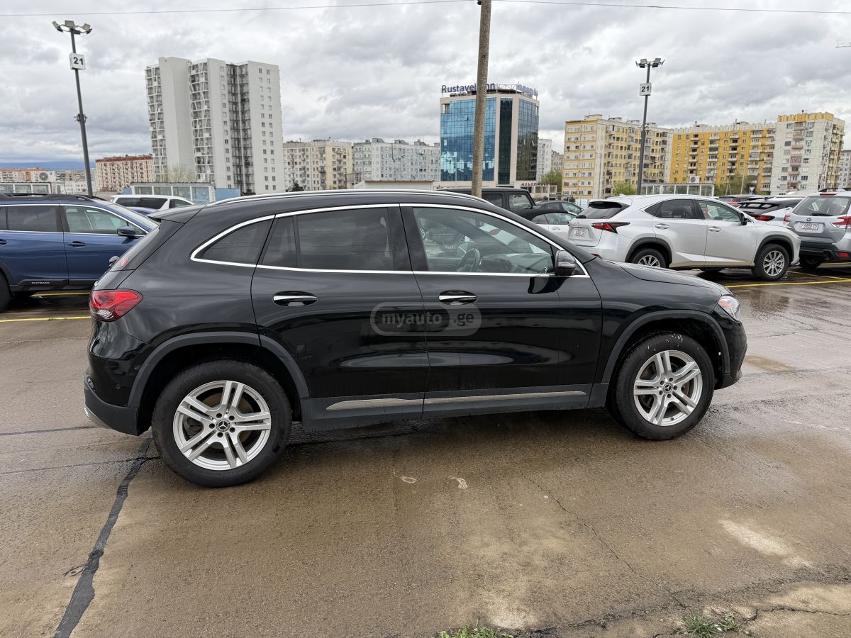 Mercedes-Benz GLA 250 - фото 9